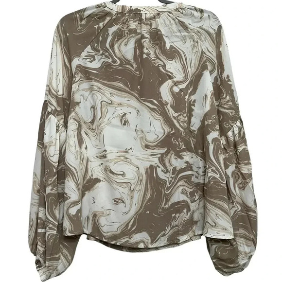 August Sky women’s NWOT’s cream and beige abstract swirl blouse. Size large - Picture 2 of 5